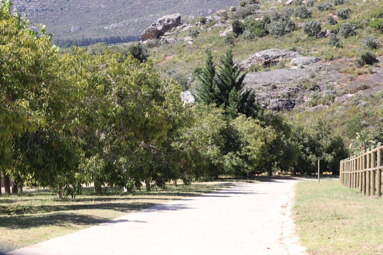 Highlands Eco Estate Hotel Piketberg Bagian luar foto